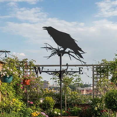 Girouette de jardin corbeau