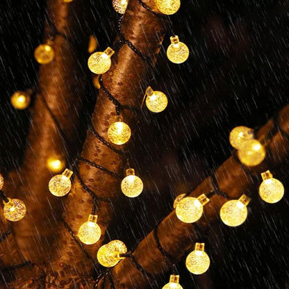 guirlande guinguette solaire  illumine votre arbre