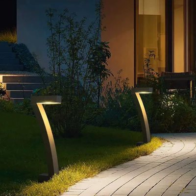 Lampe solaire extérieur éclaire le sol