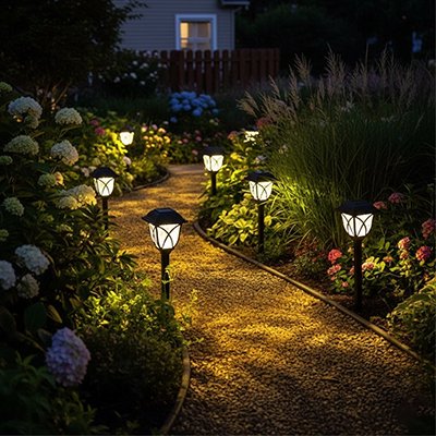 Lampes jardins solaires blanc chaud pour chemin