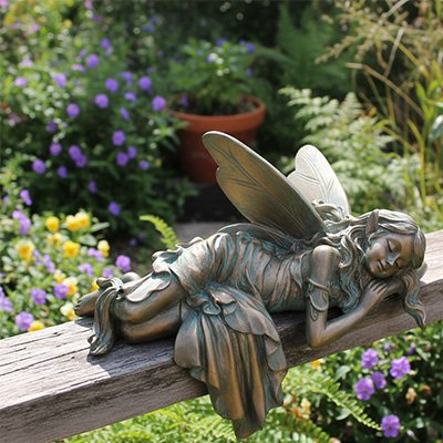 Statue de jardin elfe un banc